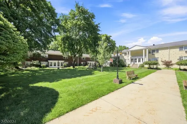 125 Regency Park #125, Ramsey Boro, NJ 07446