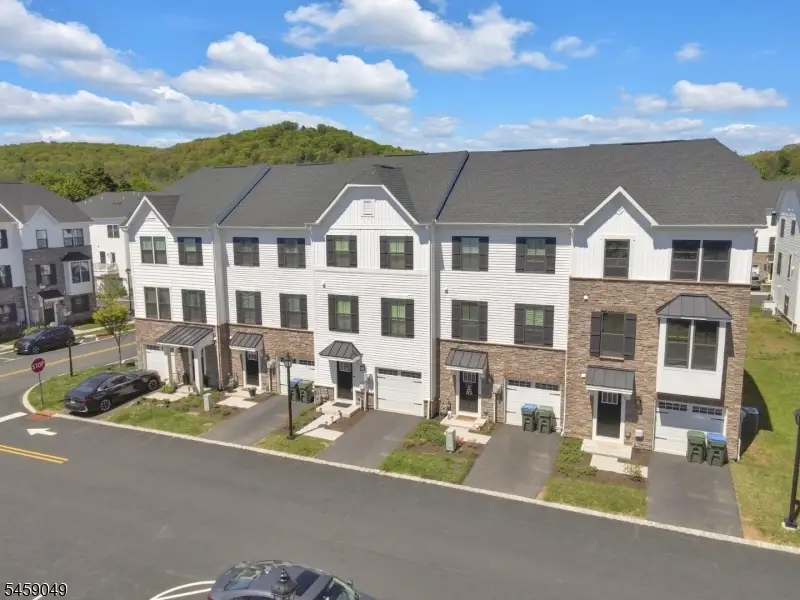 3 Saw Mill Cir, Buttzville, NJ 07840 - #3