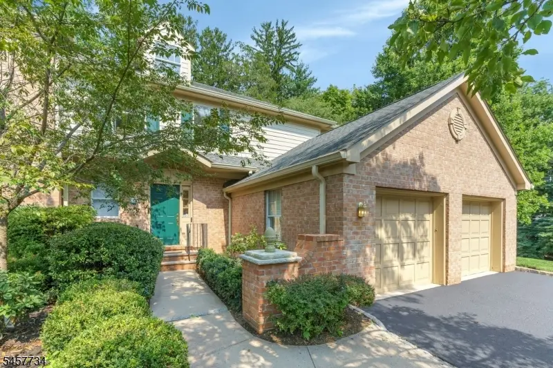 13 Chadwell Pl, Morris, NJ 07960 - #2