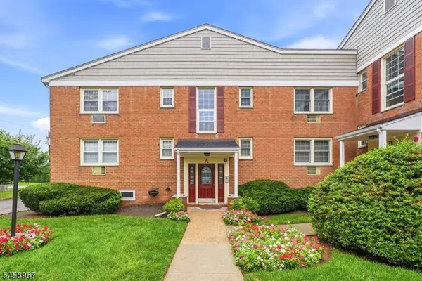 605 Grove St #8, Clifton City, NJ 07013