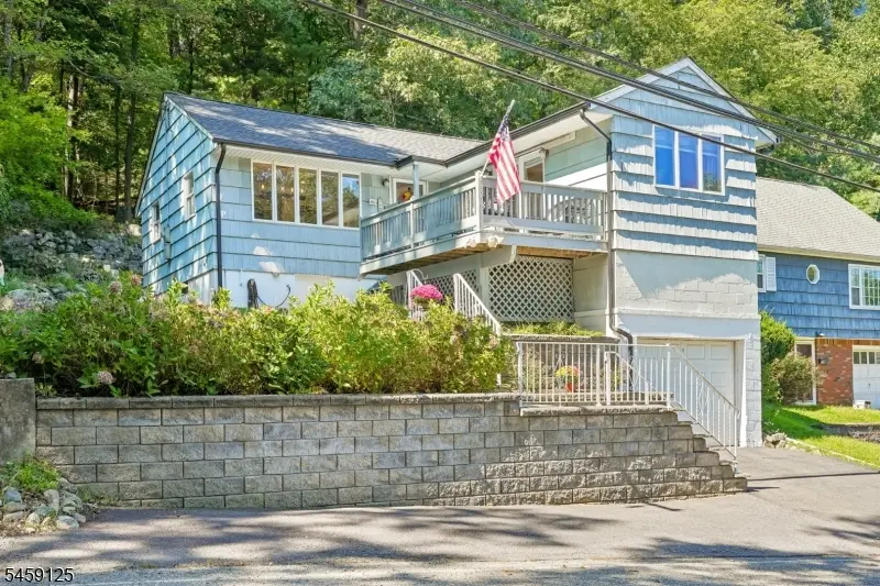 122 Skyline Lake Dr, Ringwood, NJ 07456 - #1