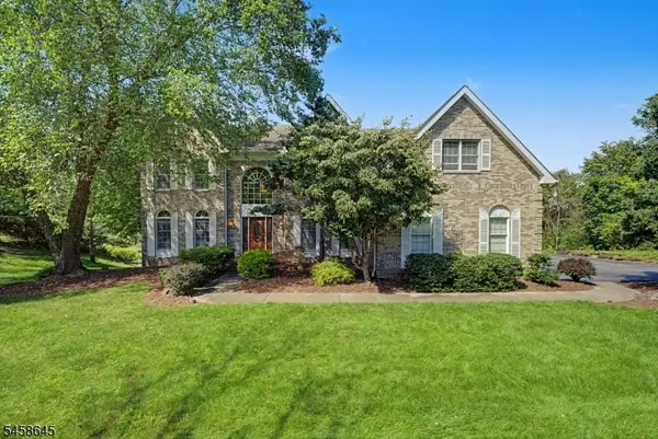 52 Nicole Dr, Denville Twp., NJ 07834