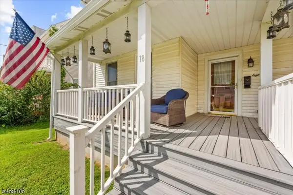 18 State St, Washington Boro, NJ 07882