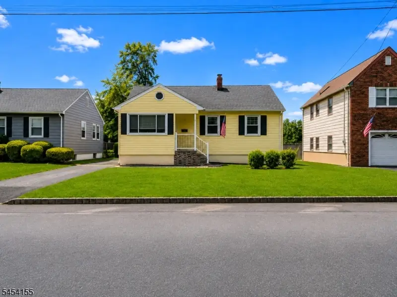 512 Laurel Ave, Roselle Park, NJ 07204 - #2