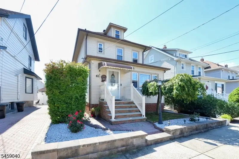 61 Bergen Ave, Clifton, NJ 07011 - #1