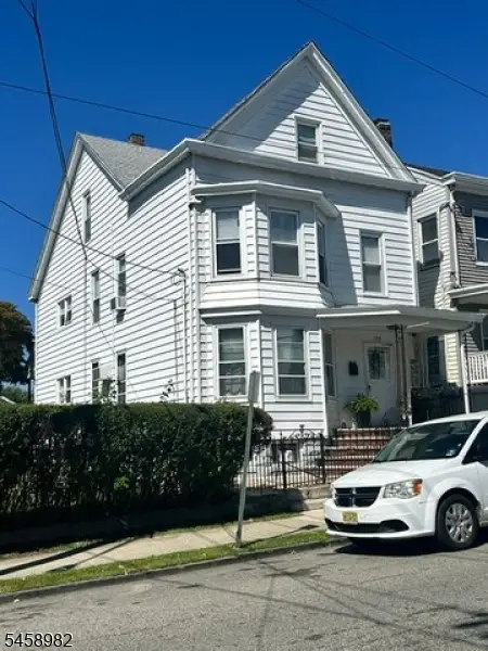 108 Nagle St, Paterson City, NJ 07501