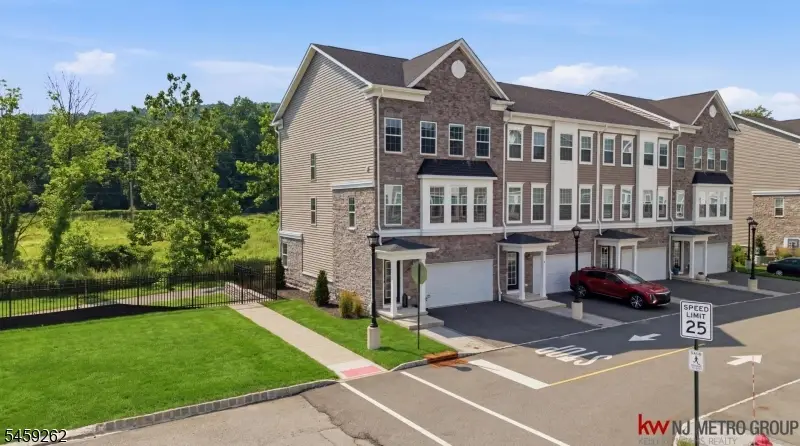 2 Coogan Ct, Parsippany Troy Hills, NJ 07950 - #1