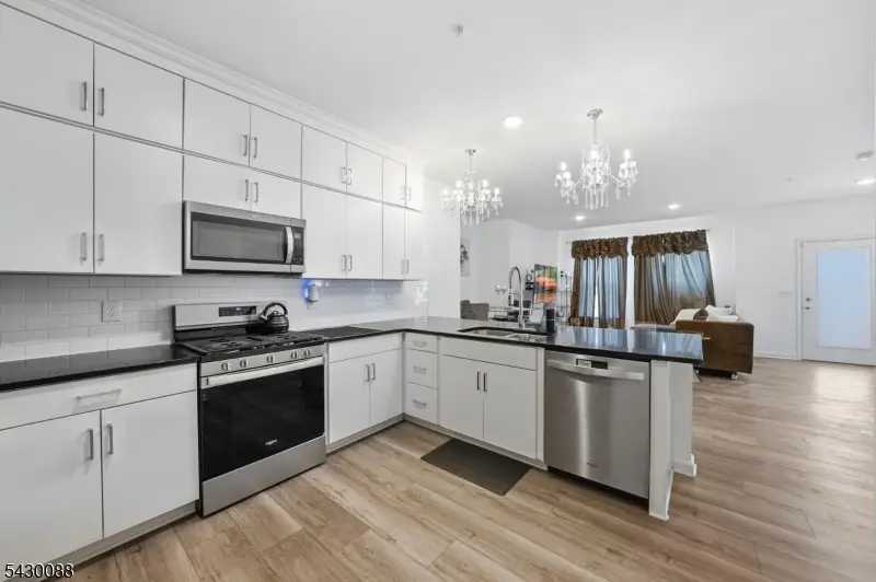 1 Sadie Cir #1101, Union, NJ 07083 - #1