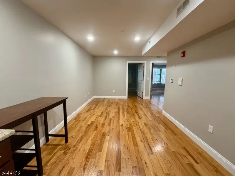 381 Communipaw Ave #1b, Jersey City, NJ 07304 - #3
