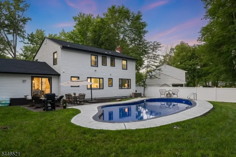 17 New England Dr, Lake Hiawatha, NJ 07034 - #3
