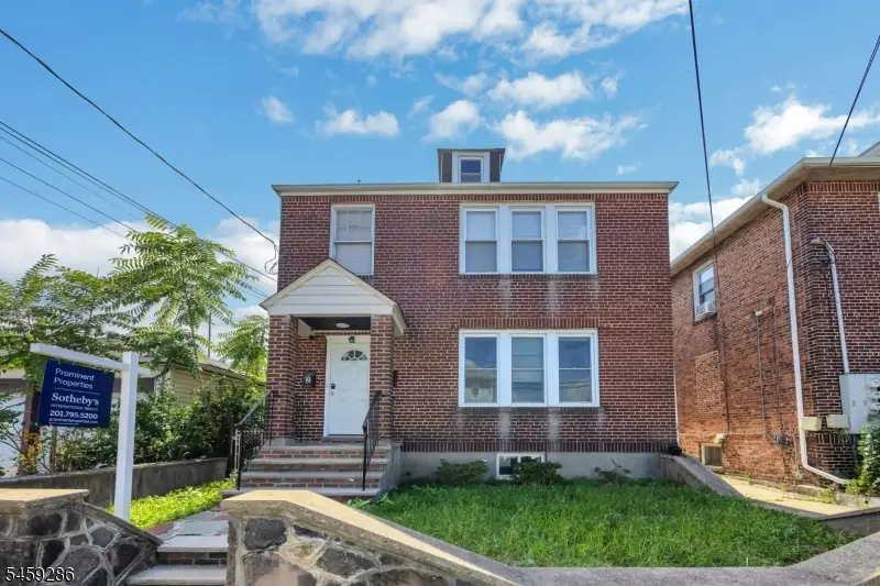 58 Floyd Ave, Ampere North, NJ 07003 - #2