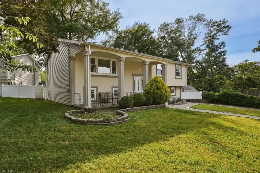 66 Lockwood Pl, Clifton, NJ 07012 - #3