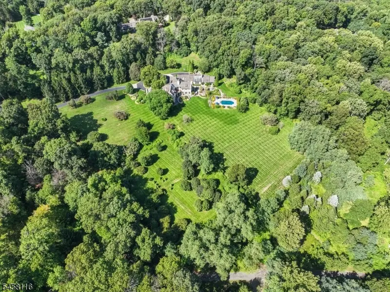 211 Mountainview Estate, Bernardsville, NJ 07924 - #1