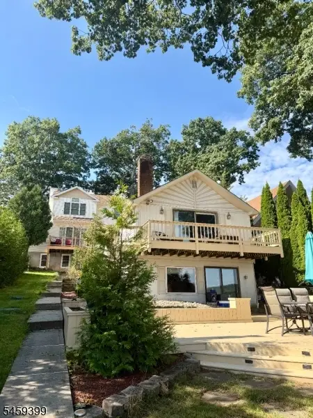 121 Maxim Dr, Hopatcong, NJ 07843 - #1