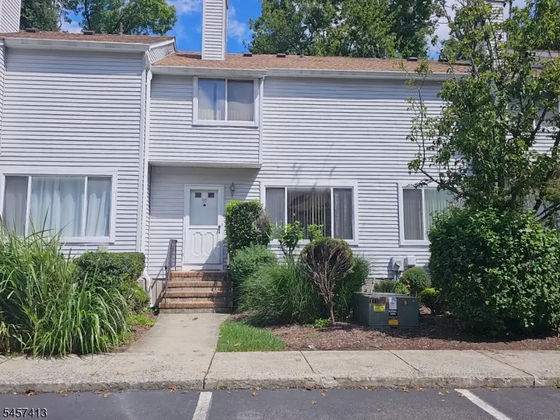 59 Woodland Dr, Roselle, NJ 07203 - #1