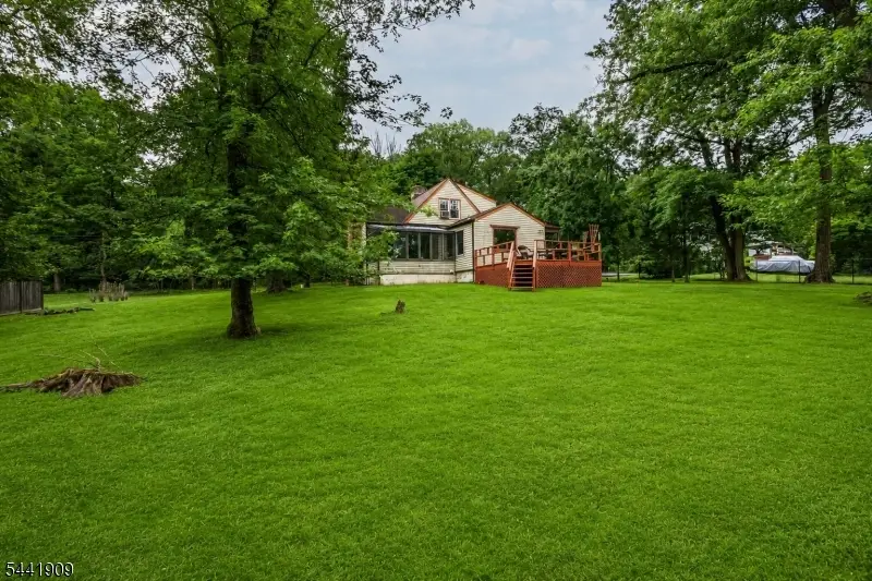 821 Miller Ln, Martinsville, NJ 08836 - #2