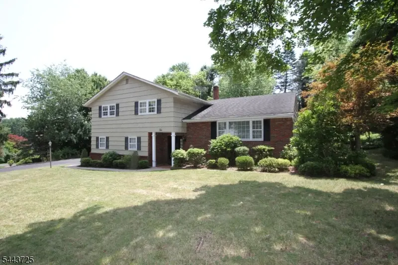 10 Bayberry Dr, Montvale, NJ 07645 - #2