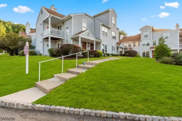 125 Harvest Ln, Lincoln Park Boro, NJ 07035