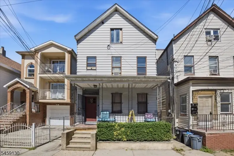 70 4th St, Elizabethport, NJ 07206 - #1