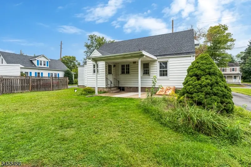 81 Hopewell Pennington Rd, Hopewell, NJ 08822 - #2