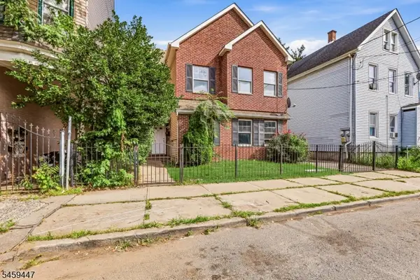 592-594 S 18th St, Newark City, NJ 07103