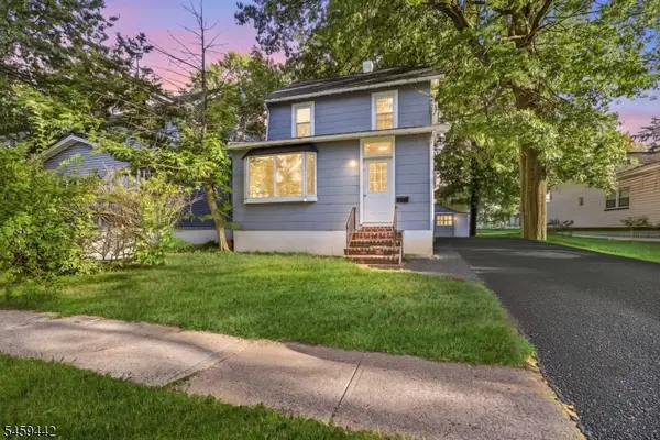 485 W 3rd Ave, Roselle Boro, NJ 07203