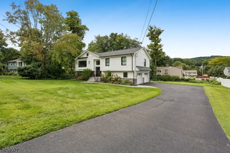 56 Brown Ave, Butler, NJ 07405 - #2