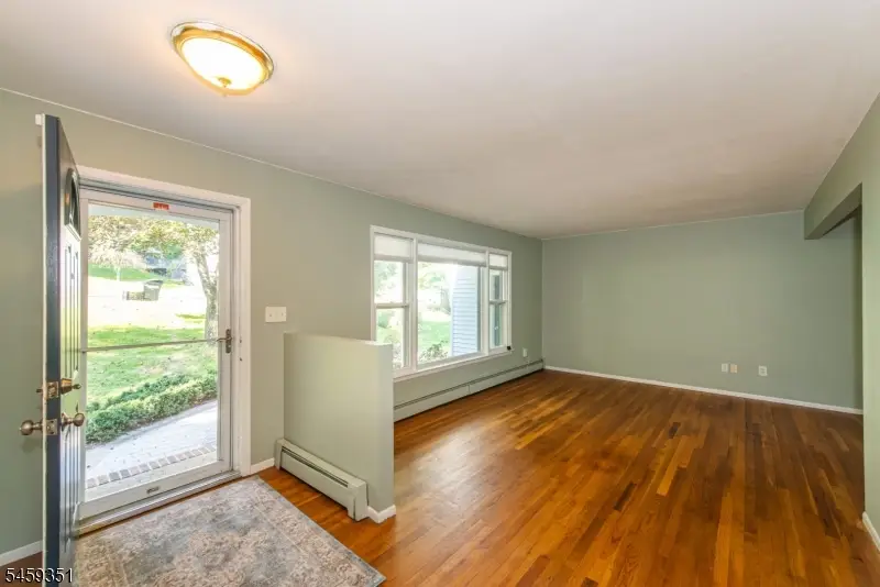 20 Byron Pl, Sparta, NJ 07871 - #3
