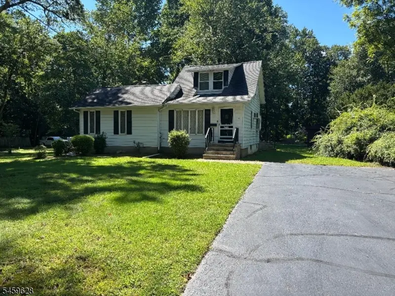 36 Kirschner Ave, Lincoln Park, NJ 07035 - #1