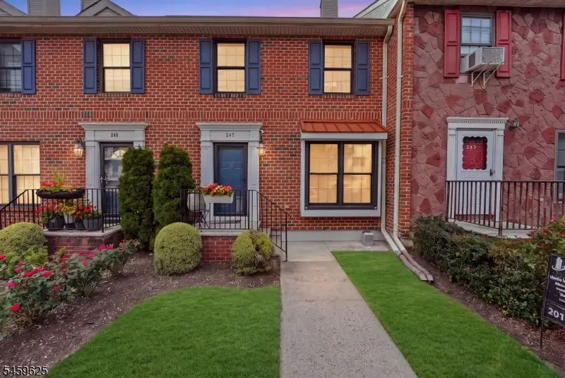 247 Mount Pleasant Ave, Newark, NJ 07104 - #2