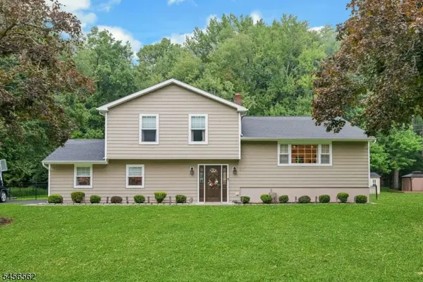 27 Big Piece Rd, Fairfield Twp., NJ 07004