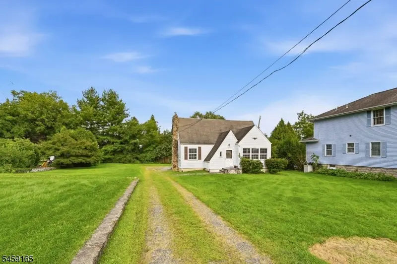 14 Sand Spring Rd, Morris, NJ 07960 - #3