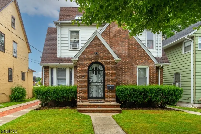 15 Stevens Rd, Belleville, NJ 07109 - #2