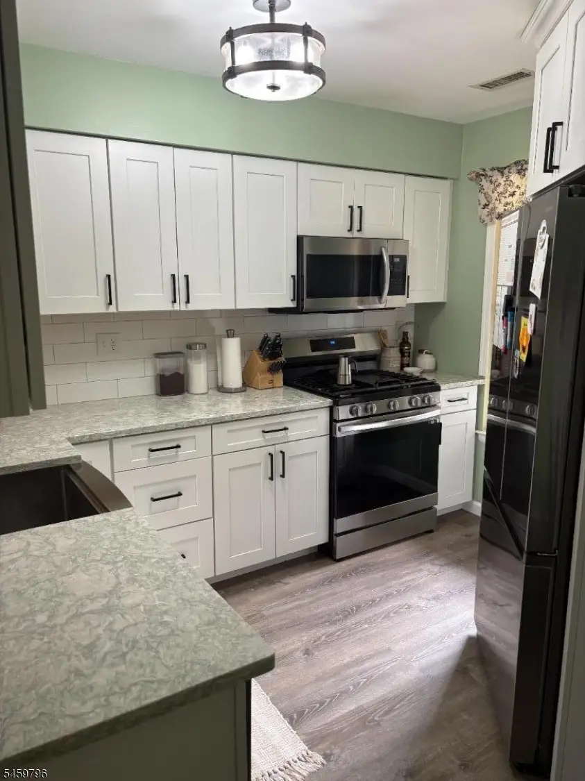 5 New Bedford Rd #D, West Milford, NJ 07480 - #3