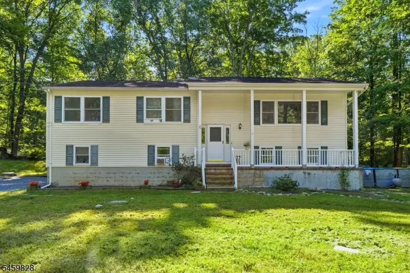 8 Ridge Rd, Independence, NJ 07840 - #1