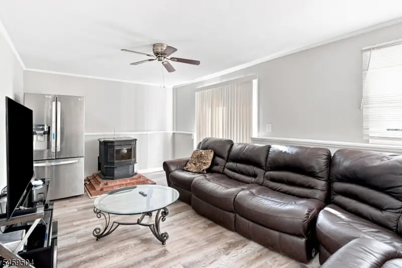 8 Rollins Trl, Hopatcong, NJ 07843 - #3