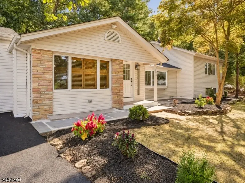 28 Deer Tr, Hardyston, NJ 07460 - #2