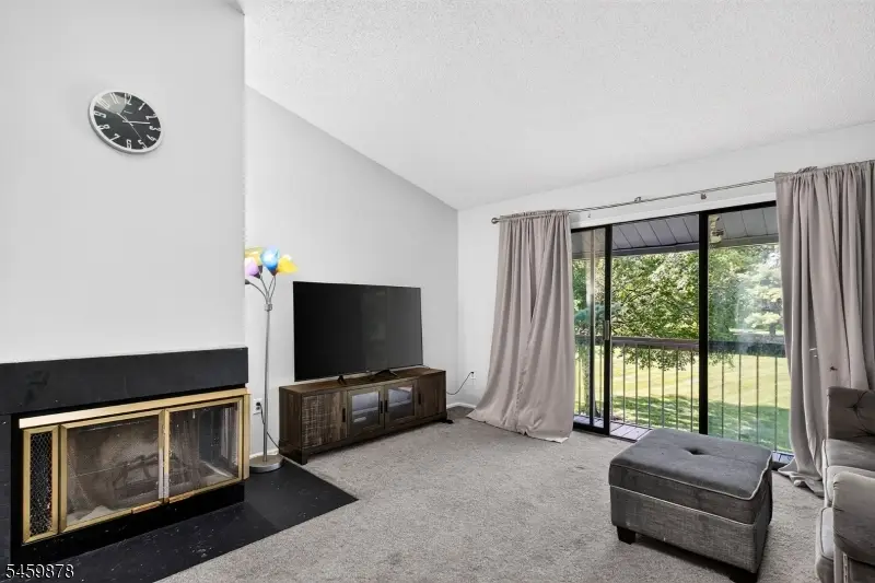 32 Crabapple Ln, Franklin Park, NJ 08823 - #1