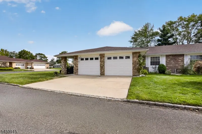 484A Fairton Dr, Monroe, NJ 08831 - #1