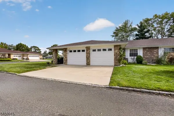 484A Fairton Dr, Monroe Twp., NJ 08831