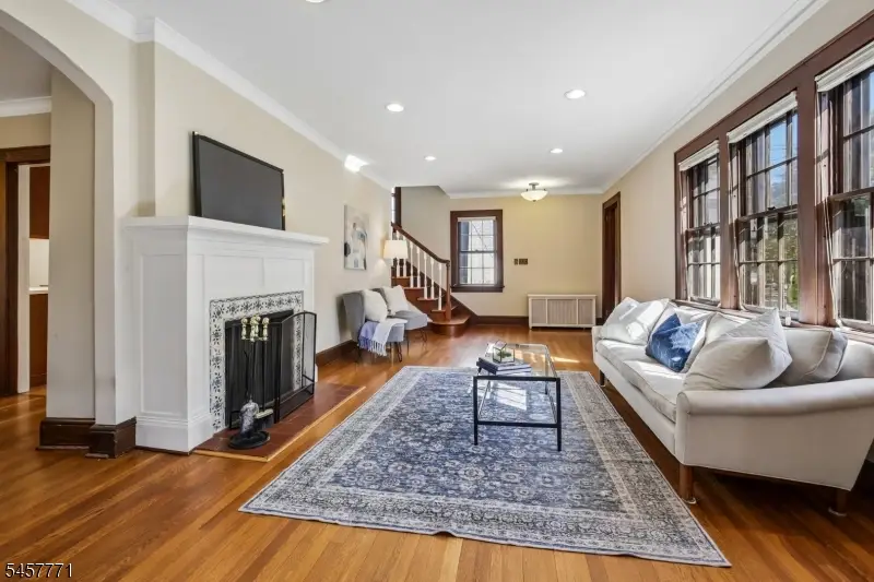 129 Tulip St, Summit, NJ 07901 - #2