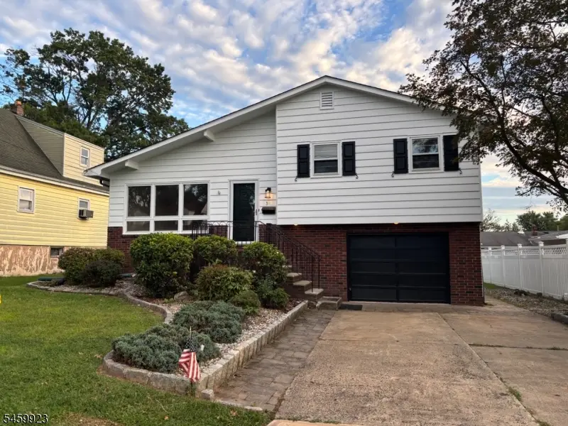 331 W Frech Ave, Manville, NJ 08835 - #1