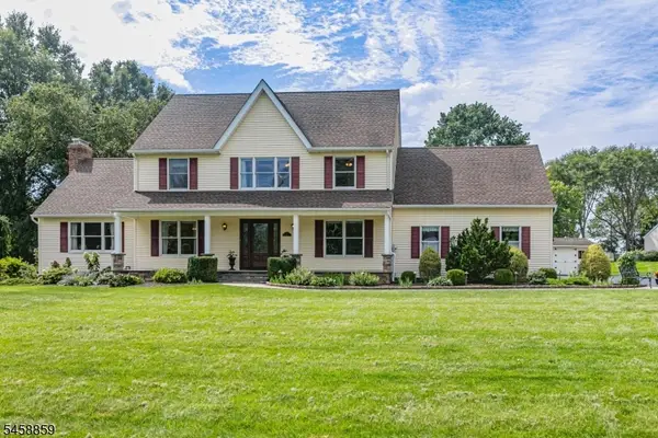9 Summershade Ln, Raritan Twp., NJ 08822