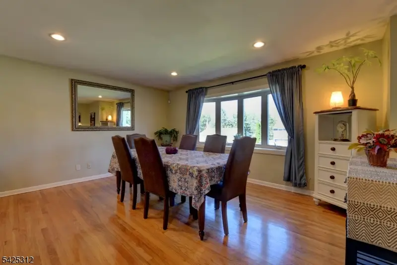 5 Butler Pl, Butler, NJ 07405 - #3