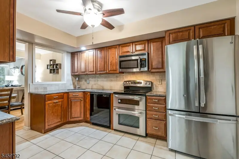 67 Stone Run Rd, The Hills, NJ 07921 - #3