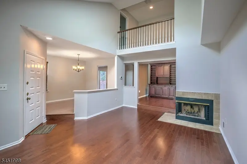 10 Driftwood Dr, Franklin, NJ 08873 - #3