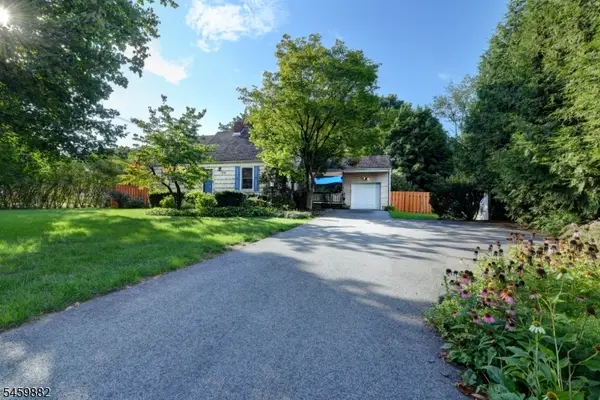 39 Sunset Rd, Pequannock Twp., NJ 07444