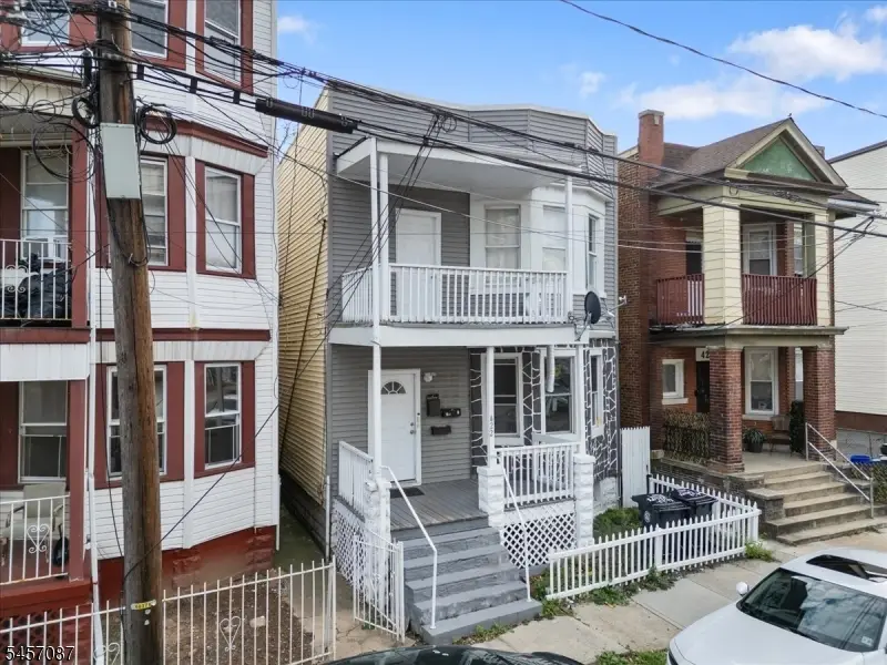 422 Jelliff Ave, Newark, NJ 07112 - #2