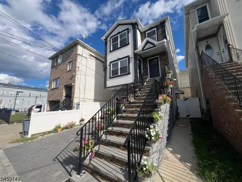 208 Atlantic St, Elizabethport, NJ 07206 - #1