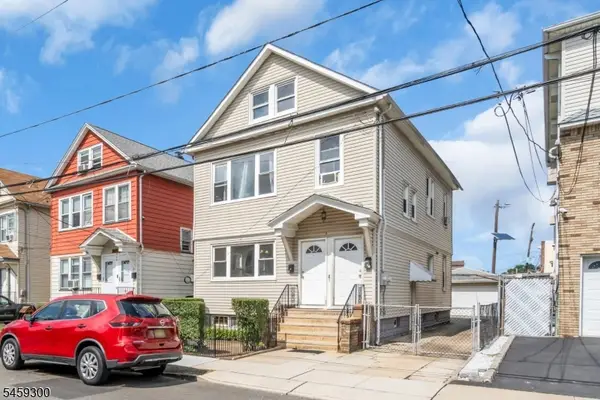 927 Meredith Ave, Elizabeth City, NJ 07202